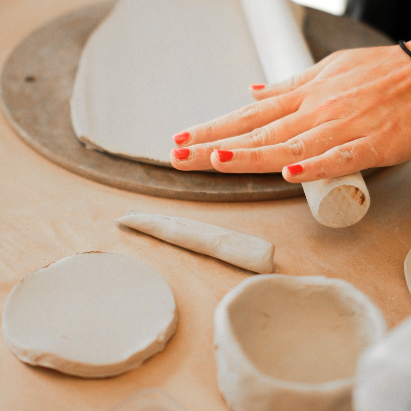 PLAY AND MAKE - hand building workshop @ Lentia by Grita on 11/2/2024 Saturday