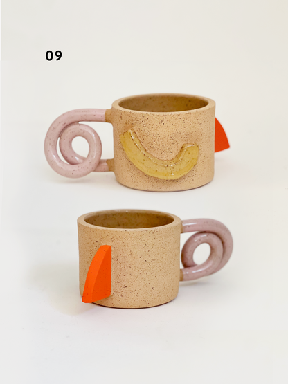 COLOR PAUSE sculptural mugs and vessels