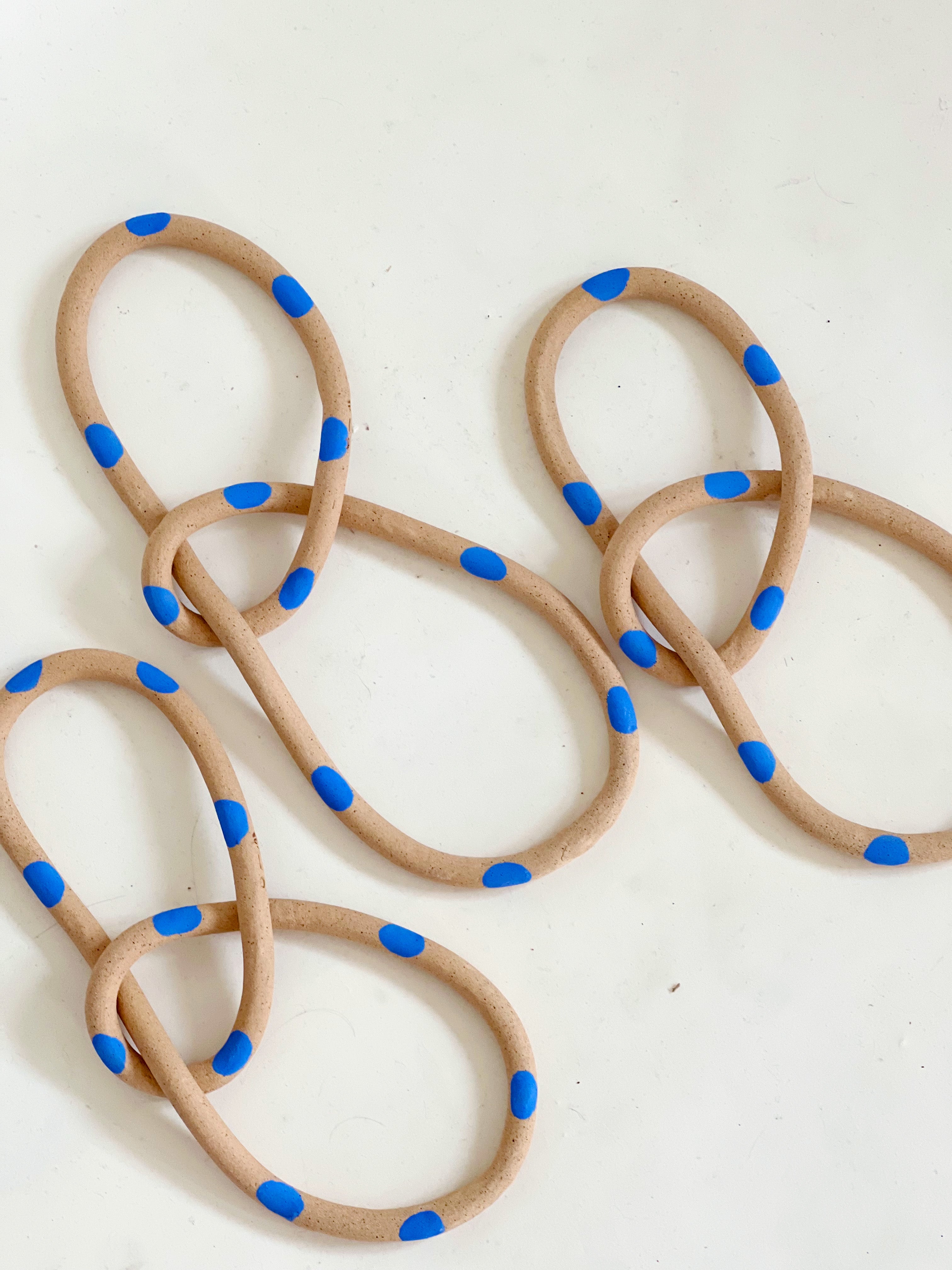 Clay Object 01 - blue polka dot Loop