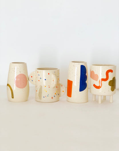 Sprinkles sand and blule mountain vase