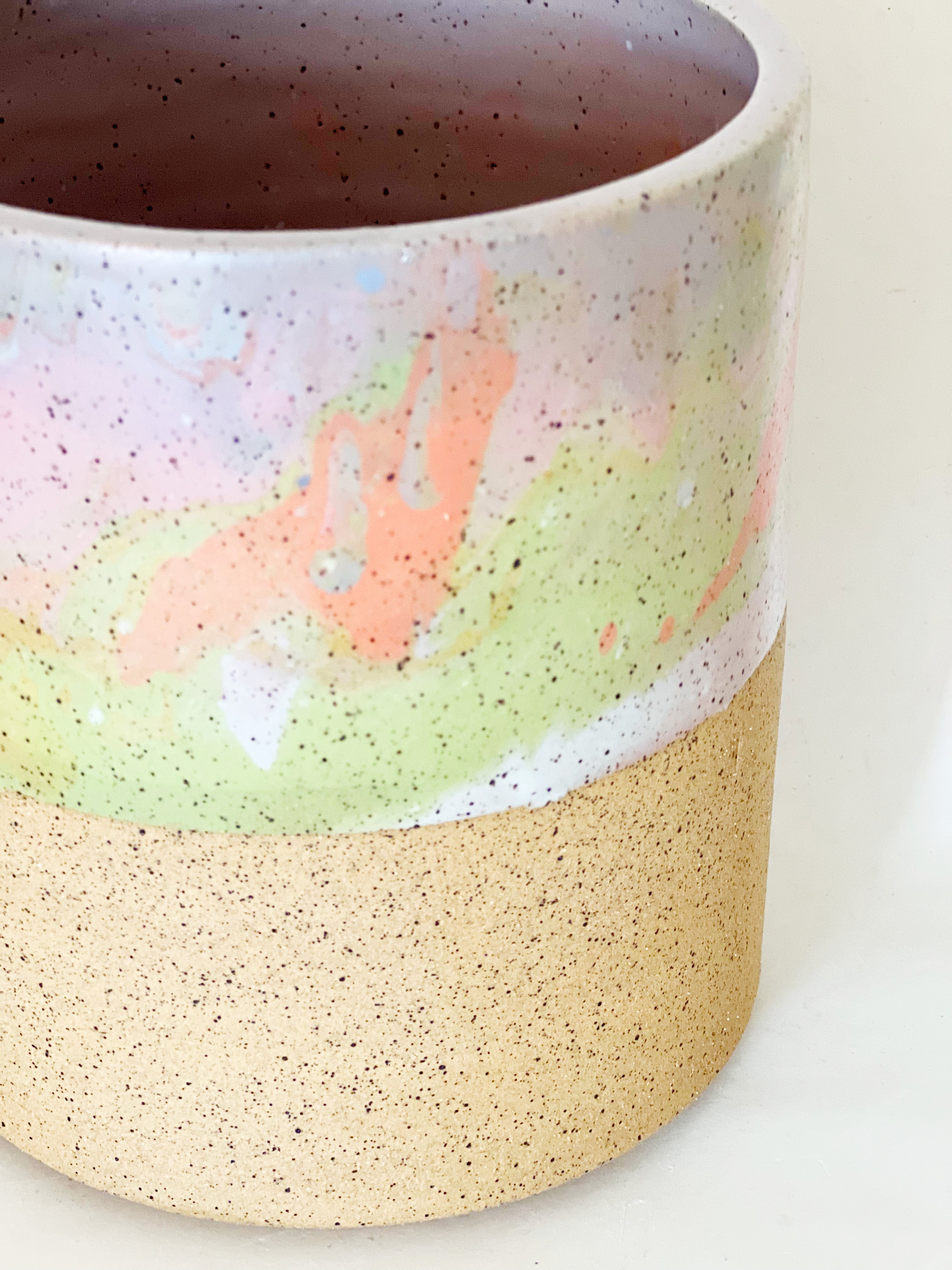 6" Half Rainbow Marbled on Speckled Planter