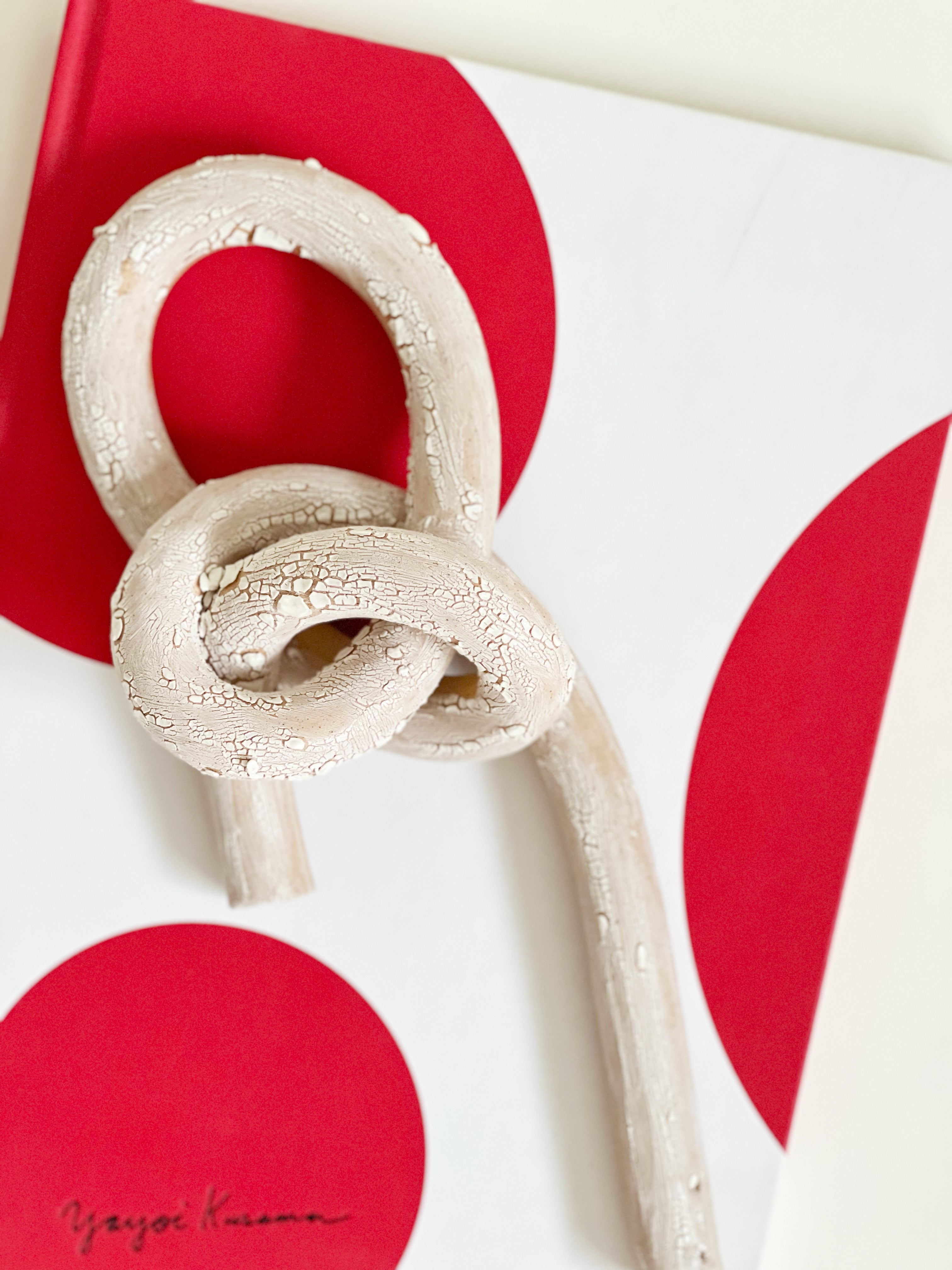 Clay Object 86- White Balance Knot