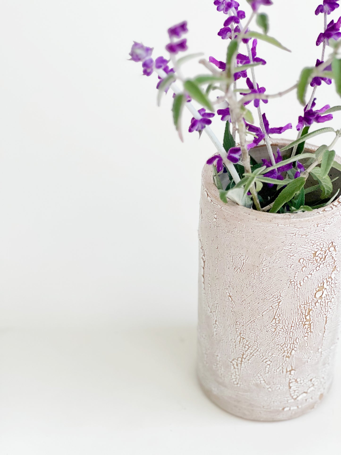 White Texture Vase